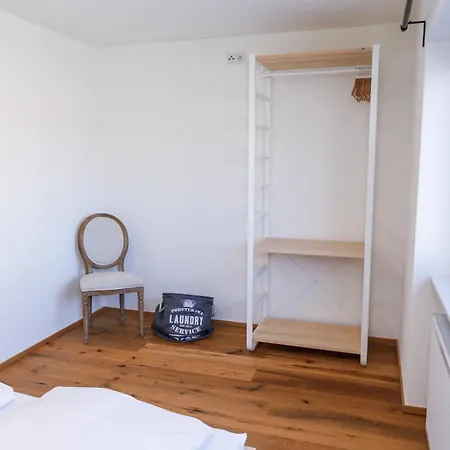 Apartment Terrassenwohnung In Götzis